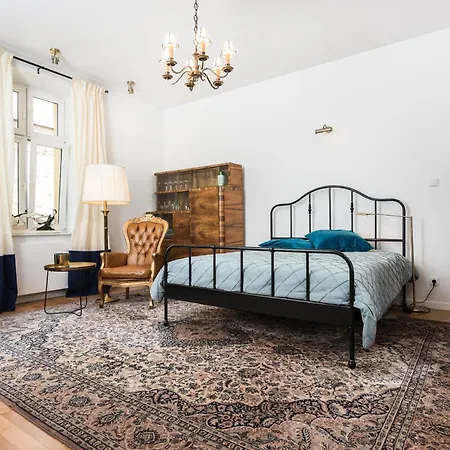 Lion Apartments - Elegance-3